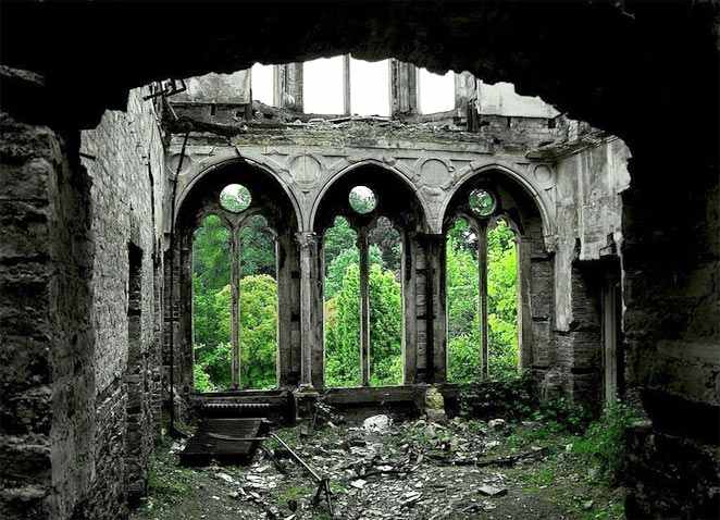 Stunning Yet Abandoned Cities Around the World