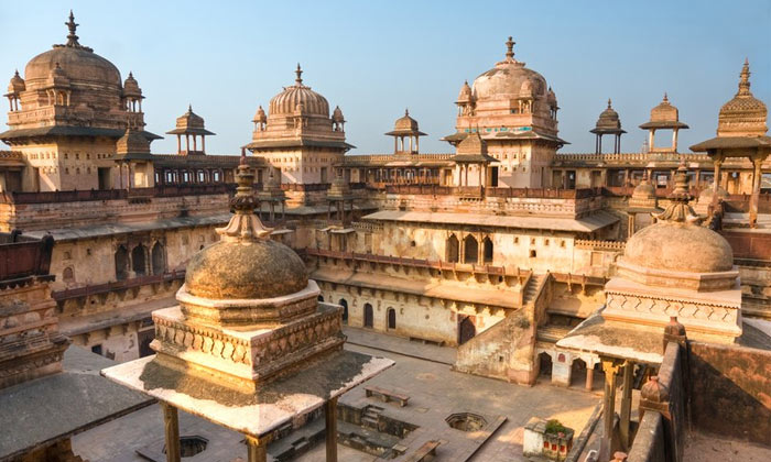 Top Places to Visit in Agra