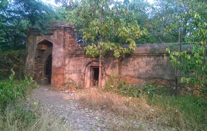 Bhuli Bhatiyari Ka Mahal, Jhandewalan