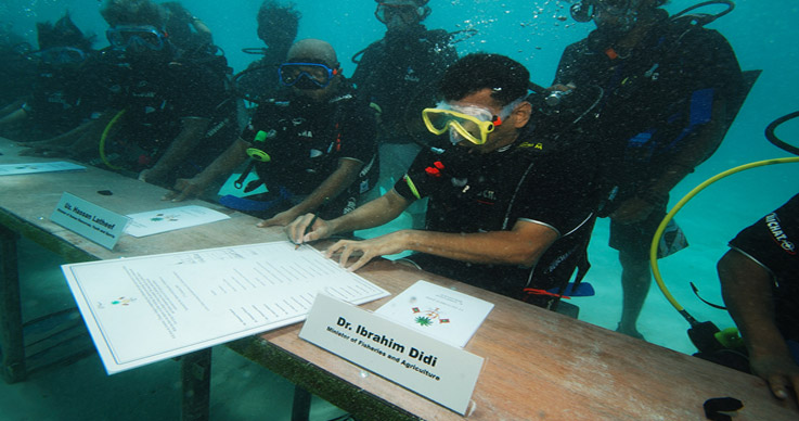 First Underwater Cabinet Meeting of the World