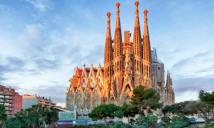 Visit Barcelona Cathedral