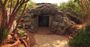 Bengalurus Exotic Cave