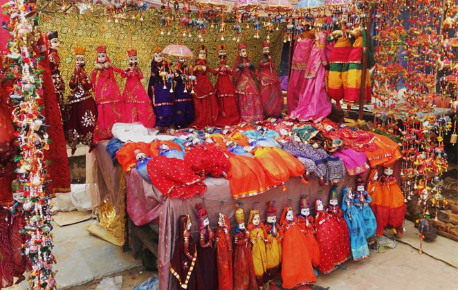 Gratify the Art Lover in You at Dilli Haat