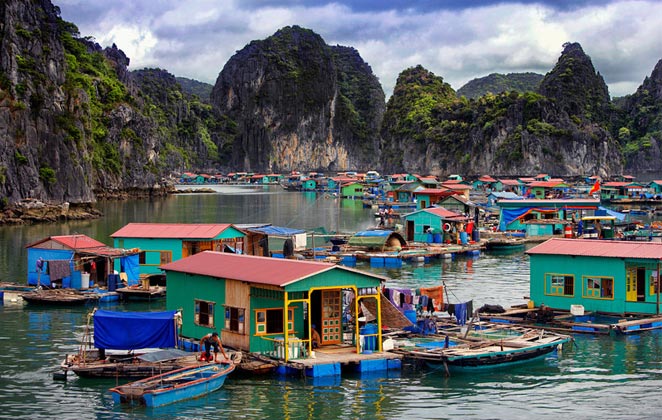 10 Marvelous Floating Villages across the World