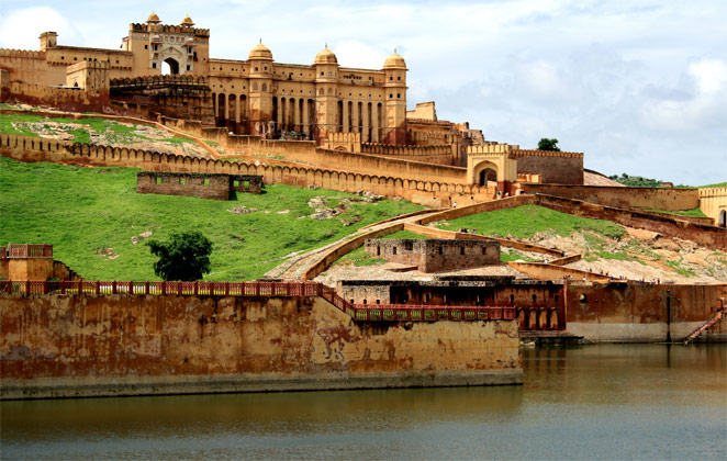 10 of the Most Popular Historical Forts to Visit in India