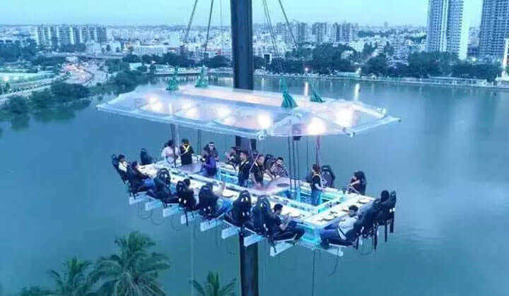 Hanging Restaurant 