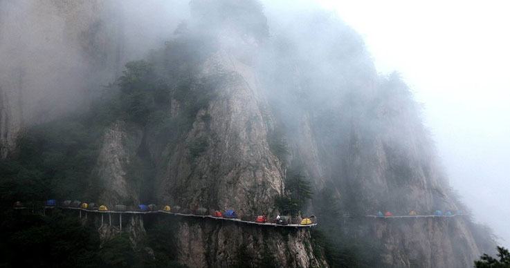 A Campsite on the Laojun Mountain Trail can Literally Take Your Breaths Away-3