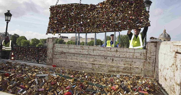 Pont des Arts Bridge, Paris