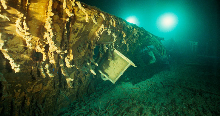 Titanic shipwreck-6