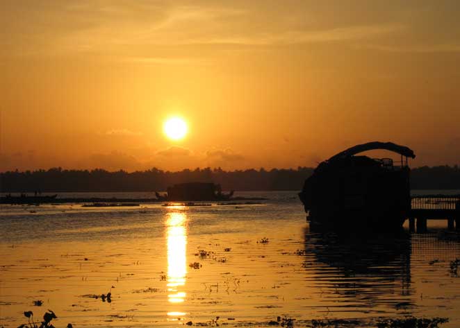 Sunset at Alleppey Beach, Kerala